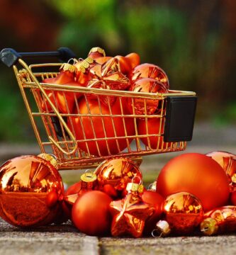 christmas shopping 1088248 1280