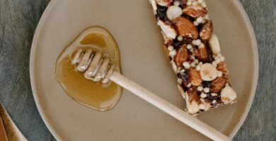 protein bar with honey