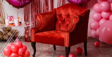 valentines day queen red throne 2026