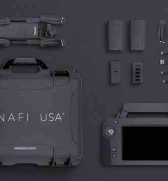 Parrot ANAFI USA suas folded with box, controller and other accessories.