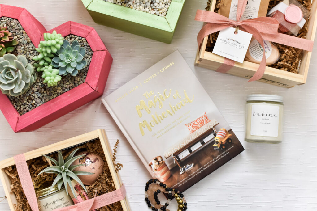 valentines day gifts box of chocolates and bath set