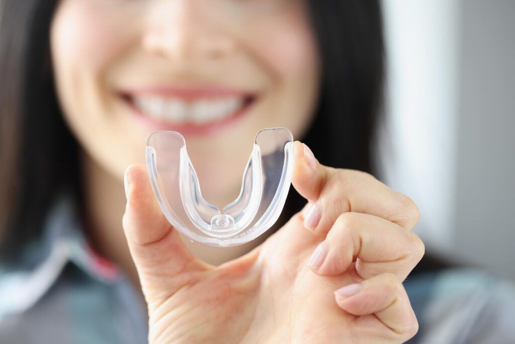 Sleep Tech: The Smart 2026 Bedroom Revolution for Deeper, Restorative Sleep. 7 Clear anti-snoring mouthpiece sleep tech device designed to reduce snoring and improve nighttime breathing for deeper uninterrupted sleep