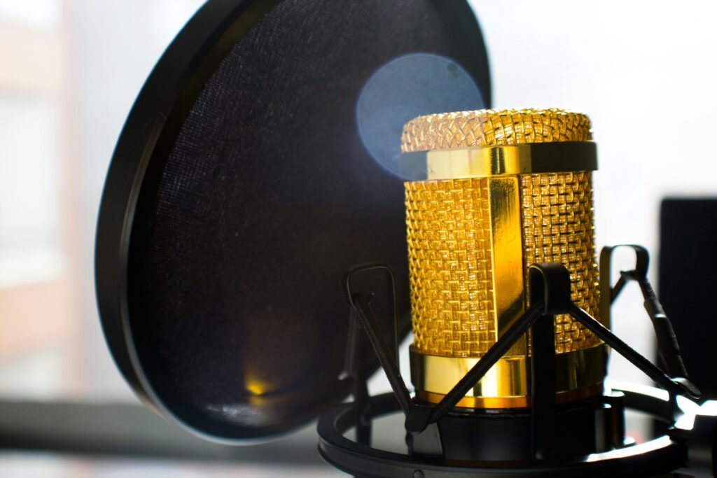 Creator Gear Guide 2026: Best Cameras, Streaming & Creator Setups 3 content creators sound and audio equipments